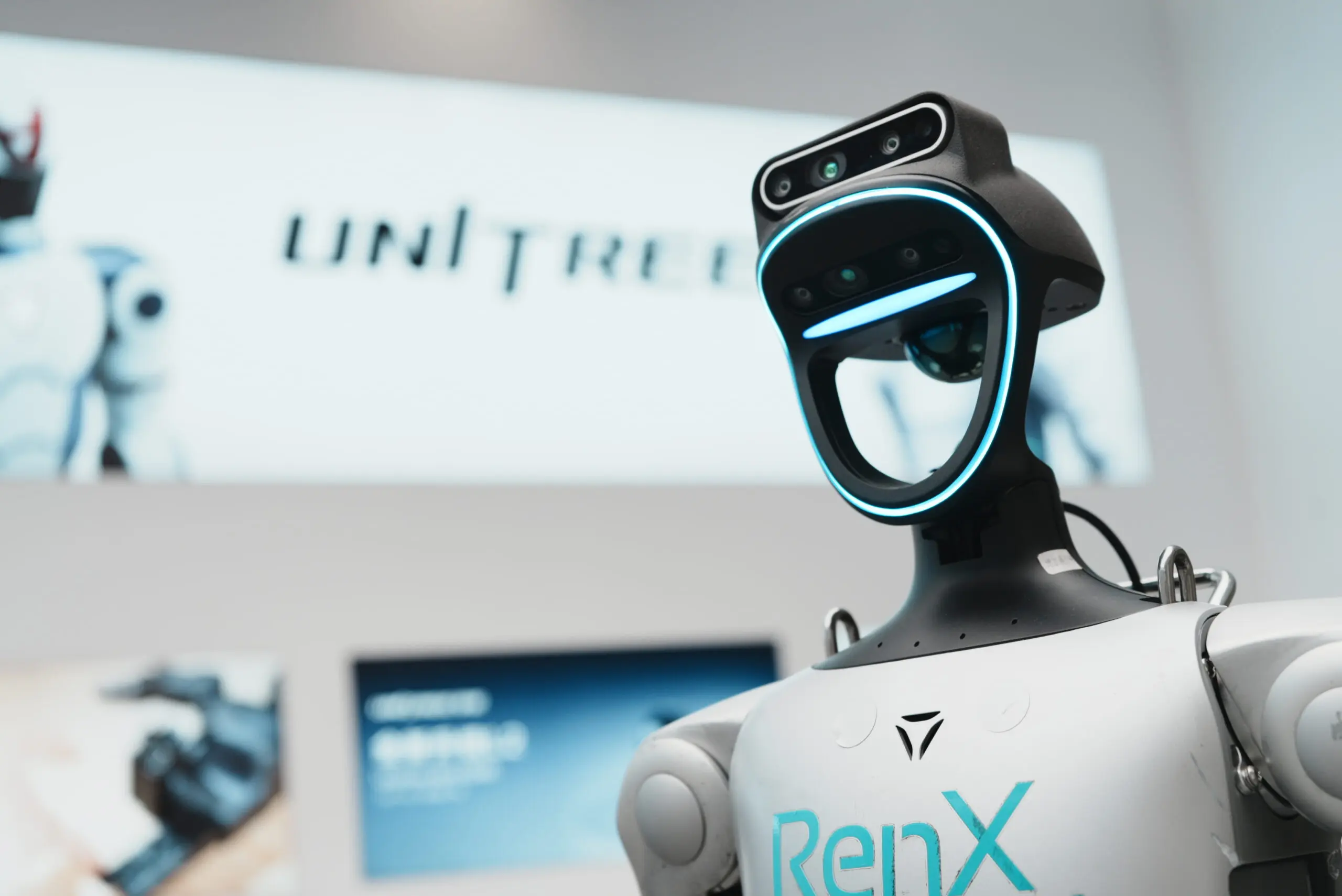 5-Hour VR Experience & Cutting-Edge Tech Tour in Shanghai