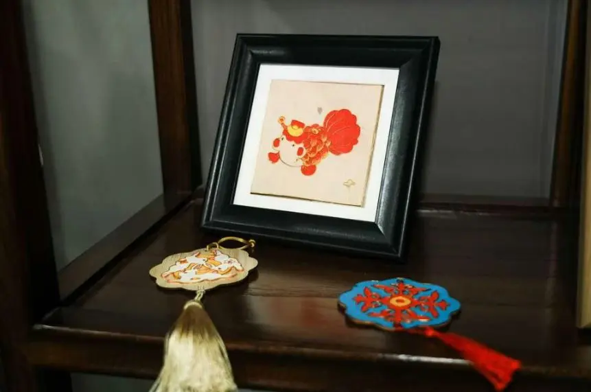 3-Hour Traditional Paper Cutting Workshop in Xi’an