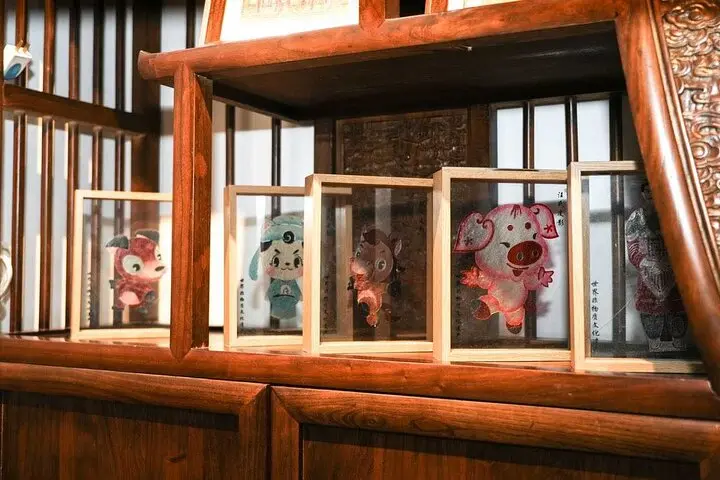3-Hour Shadow Puppet Crafting Workshop in Xi’an