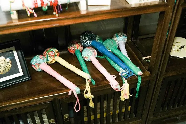 3-Hour Shadow Puppet Crafting Workshop in Xi’an