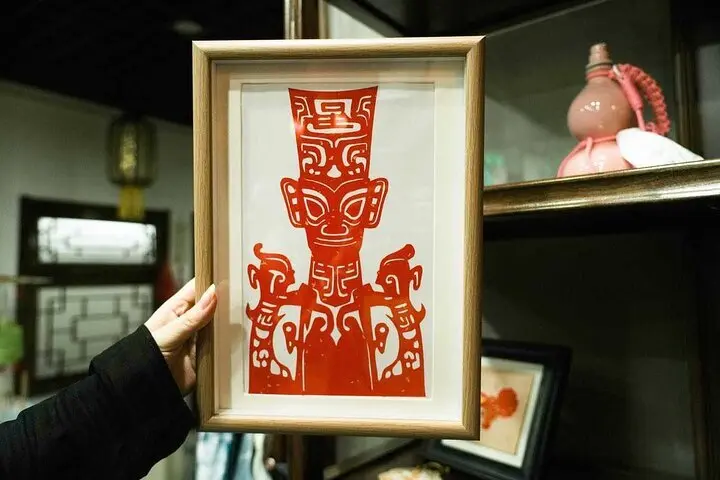 3-Hour Traditional Paper Cutting Workshop in Xi’an